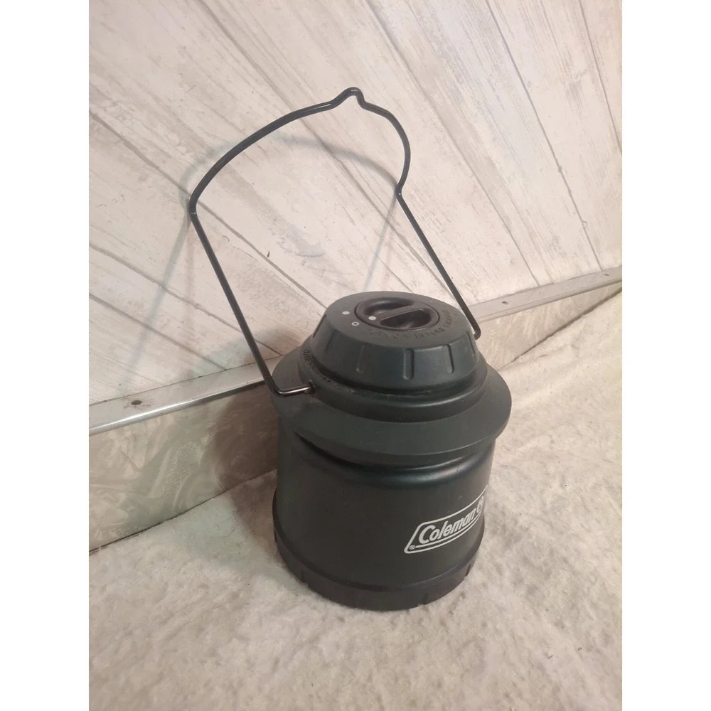 Coleman Pack Away Lantern 5315 Series Collapsible Battery Powered NEEDS BATTERY